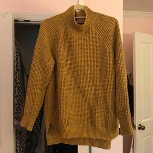 AMAZING oversized mustard mock neck sweater